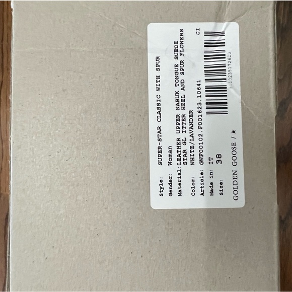 Golden Goose Sneakers - Picture 5 of 8